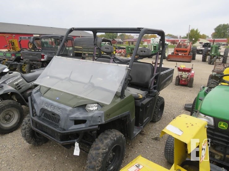 2013-polaris-ranger-800-image-1