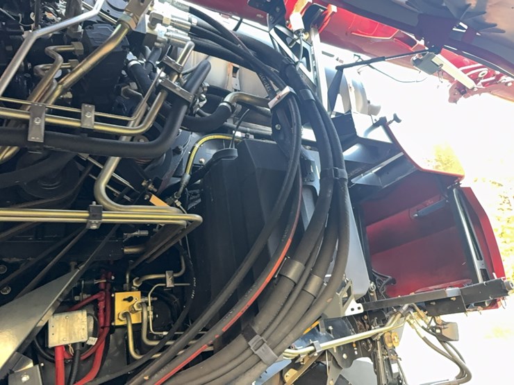 2018-case-ih-8240-image-52