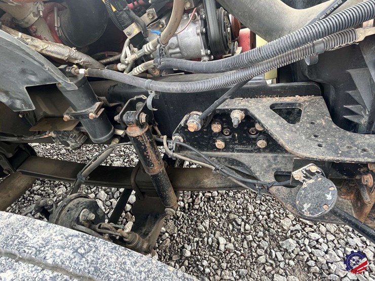 2013-ford-f750-image-47