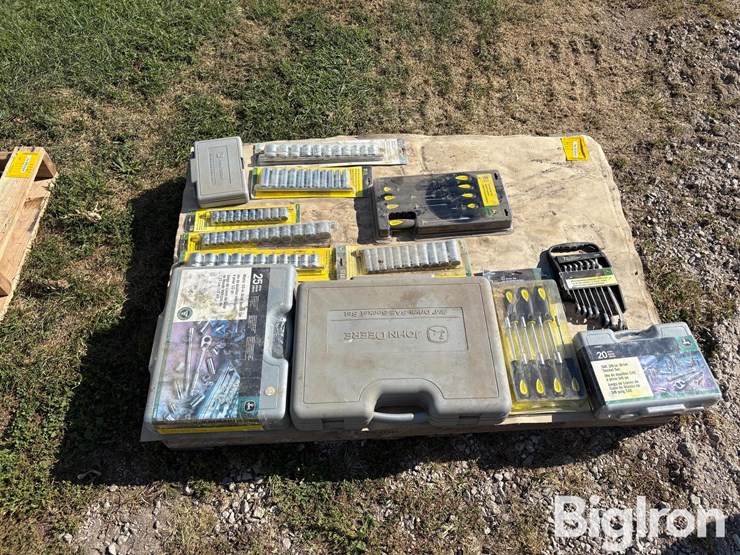 john-deere-tools-image-2