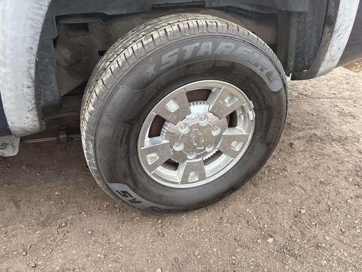 2008-chevrolet-colorado-image-9