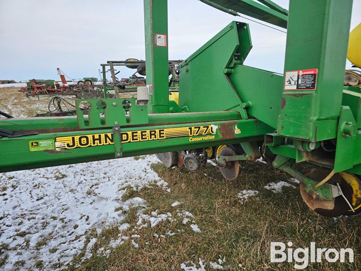 john-deere-1770-image-15