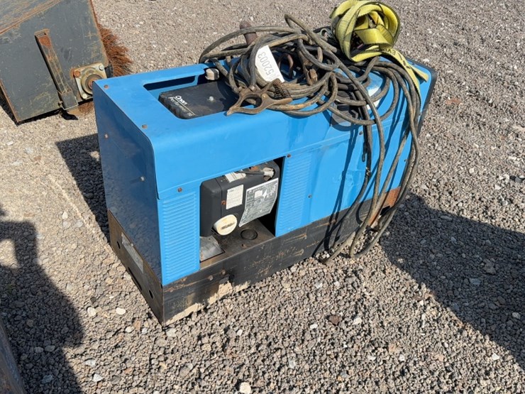 miller-bobcat-225-image-6