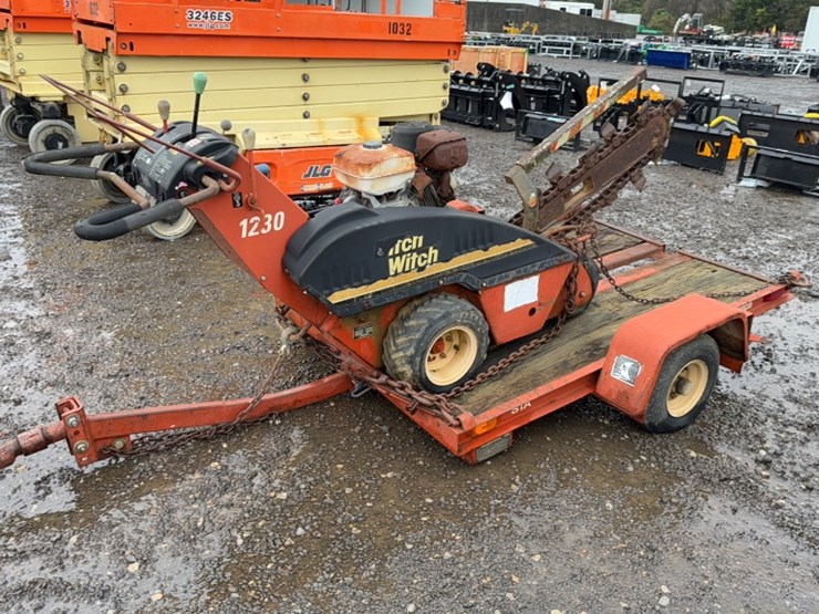 ditch-witch-1230-image-3