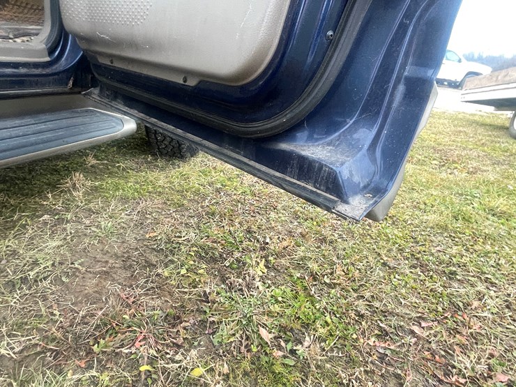 2004-ford-explorer-image-27