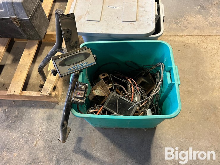 cake-feeder-scale-system-image-1