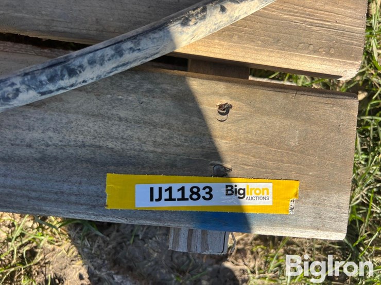 pallet-of-insulated-overhead-wire-image-13