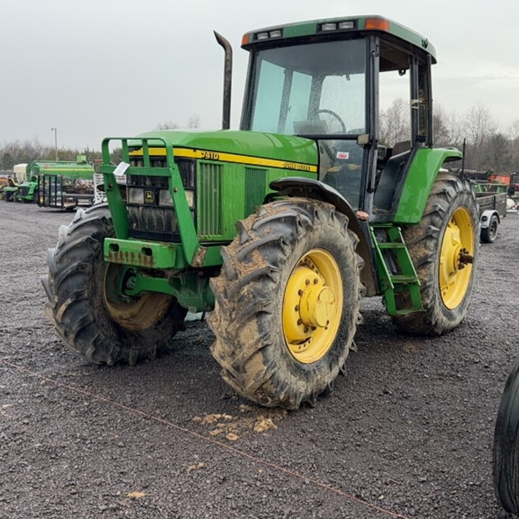 JOHN DEERE 7410