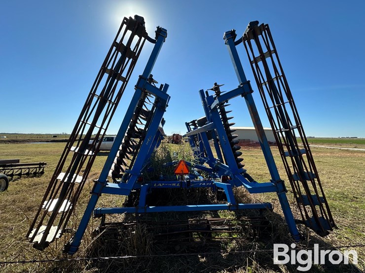 2012-landoll-7431-26-image-6