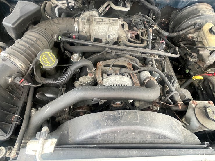 2004-ford-explorer-image-67