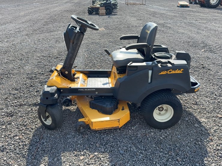 #3091-•-cub-cadet-rzt-sx-zero-turn-mower-image-9