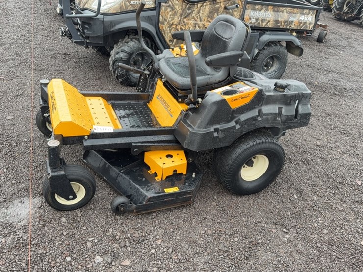 #3097-•-2014-cub-cadet-z-force-lz-zero-turn-mower-image-12
