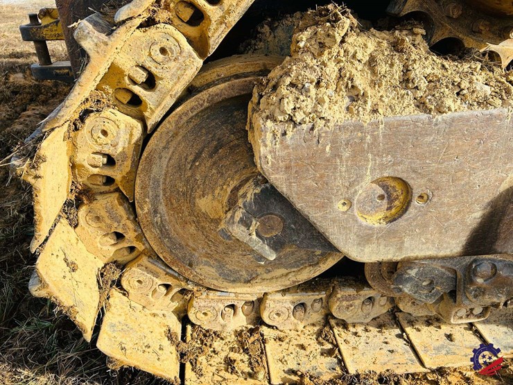 2005-caterpillar-d8t-image-47