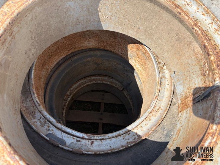 10.00-20-tires-image-15