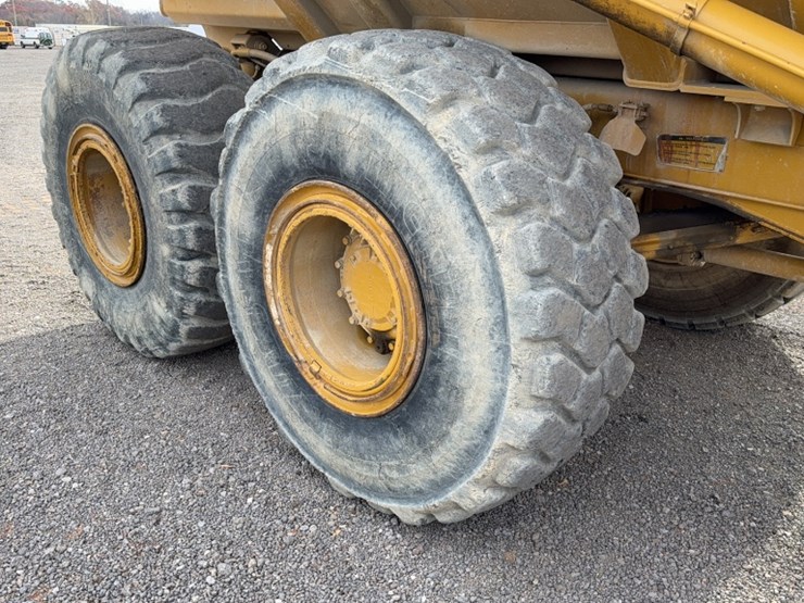 1995-caterpillar-d300d-image-5