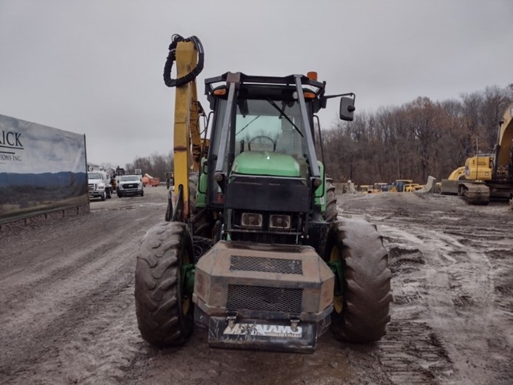 john-deere-7130-image-2