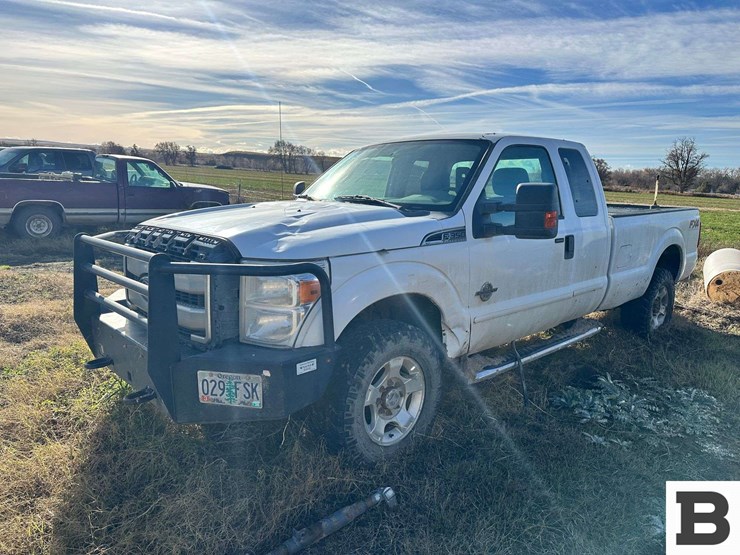 2012-ford-f350-image-1