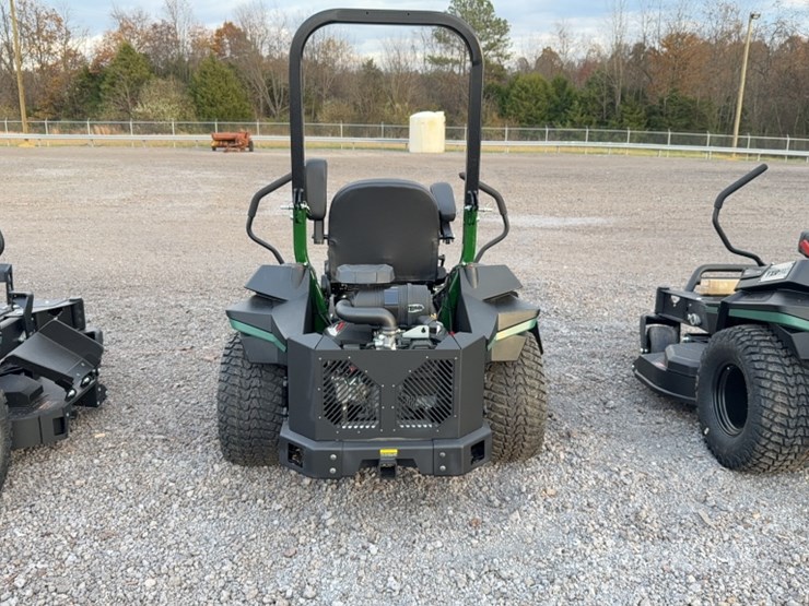 #3075-•-yakta-yxr-710-zero-turn-lawn-mower-image-9