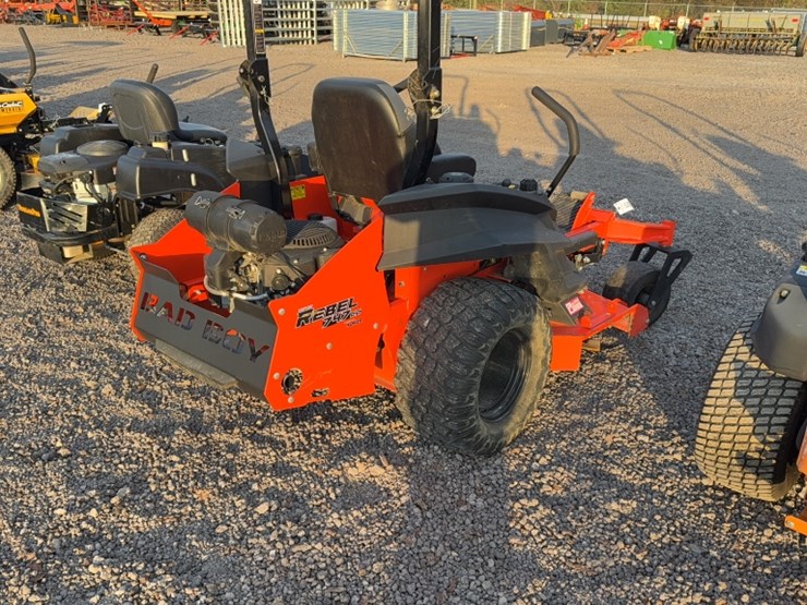 #3090-•-2022-bad-boy-rebel-zero-turn-lawn-mower-image-8
