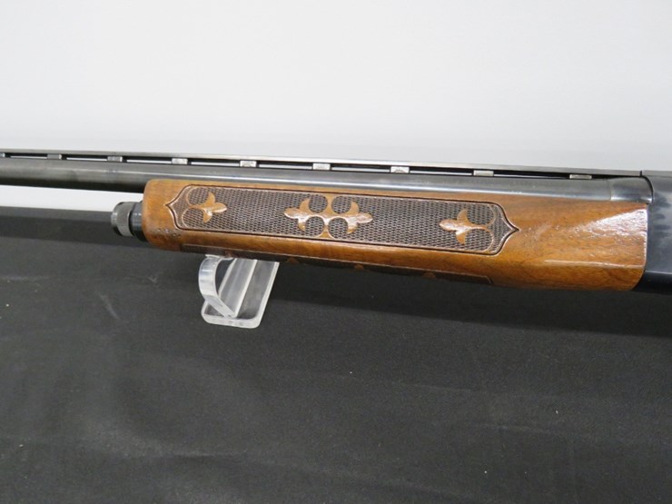 winchester-model-1400-semi-auto-12-gauge-shotgun-image-2