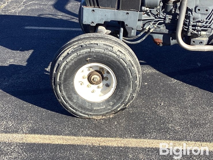 new-holland-3930-image-9