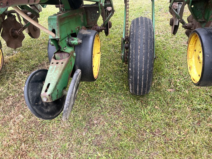 john-deere-7000-image-9