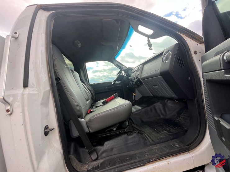 2013-ford-f750-image-55