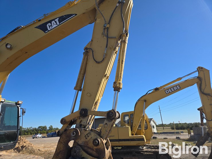 2005-caterpillar-330cl-image-14