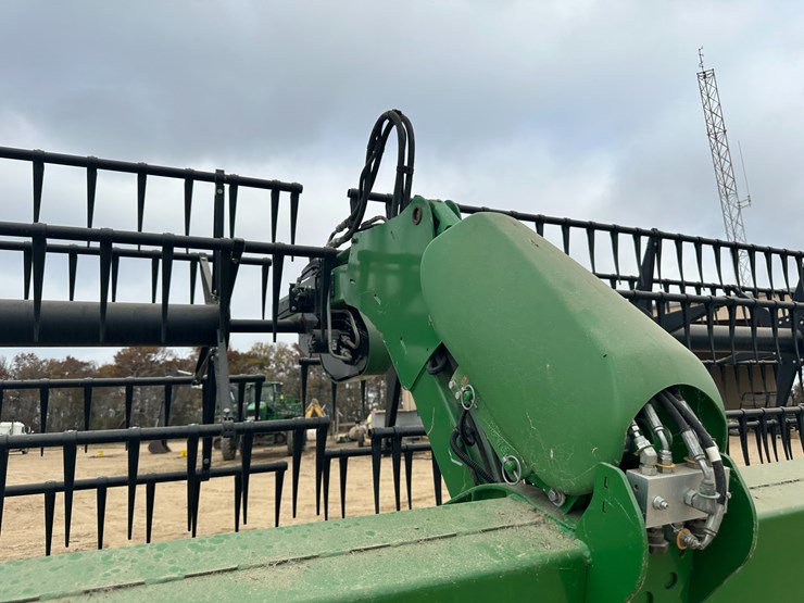 2017-john-deere-640fd-image-15