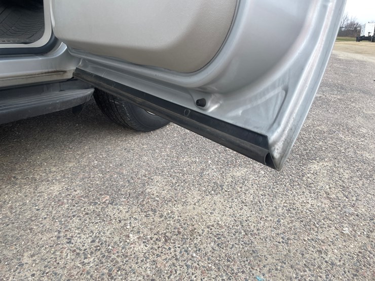 2010-gmc-yukon-image-28