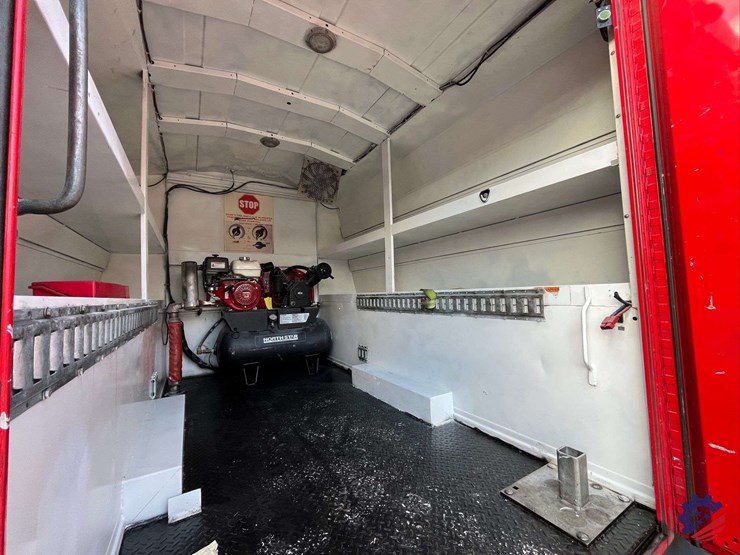 2017-ford-f350-xl-image-31