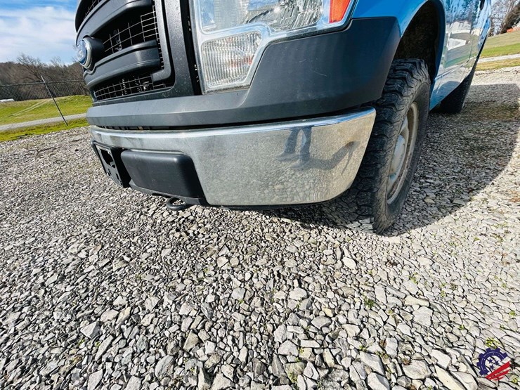 2013-ford-f150-xl-image-16