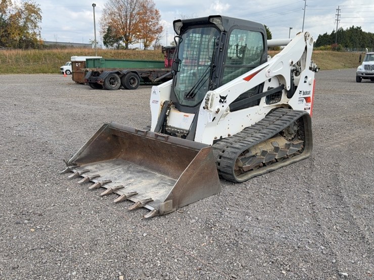 2021-bobcat-t770-image-1