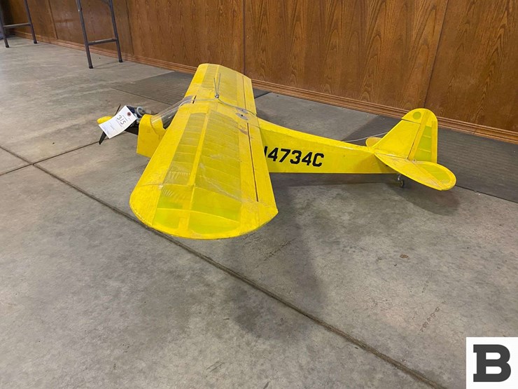 piper-cub-model-airplane-image-2