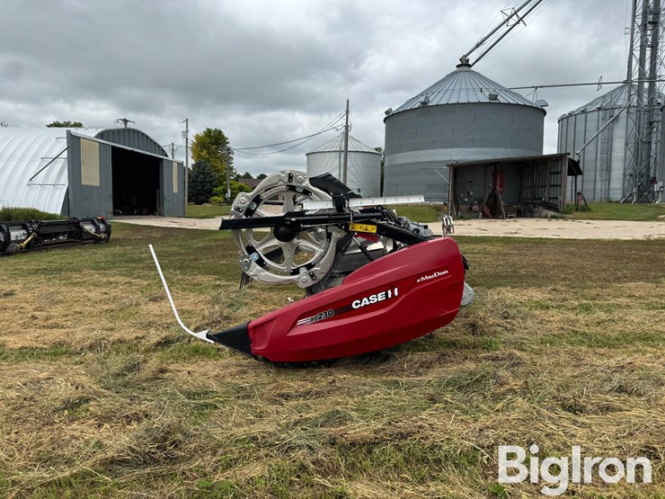 2024-case-ih-30-image-8