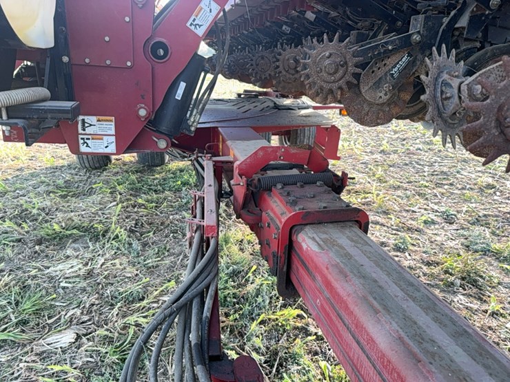 case-ih-1200-image-21