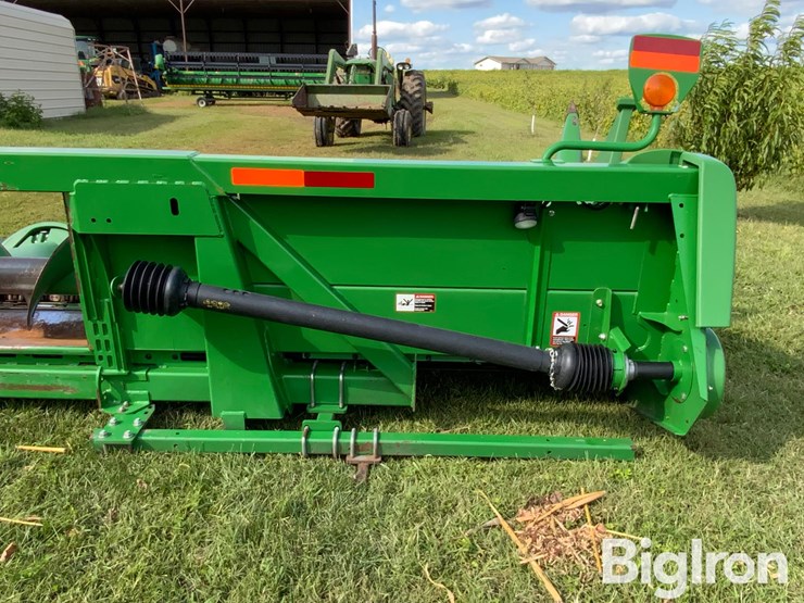 2010-john-deere-608c-image-11