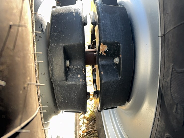 case-ih-magnum-335-image-72