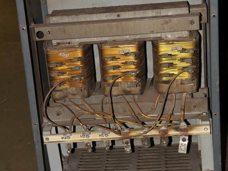 #1422-•-ge-transformer-(independence,-wi)-image-2