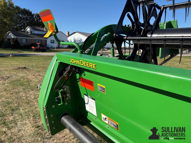 2014-john-deere-630f-image-19