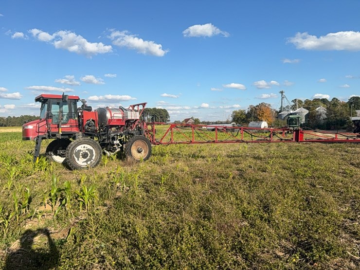 case-ih-3185-patriot-sprayer-image-127