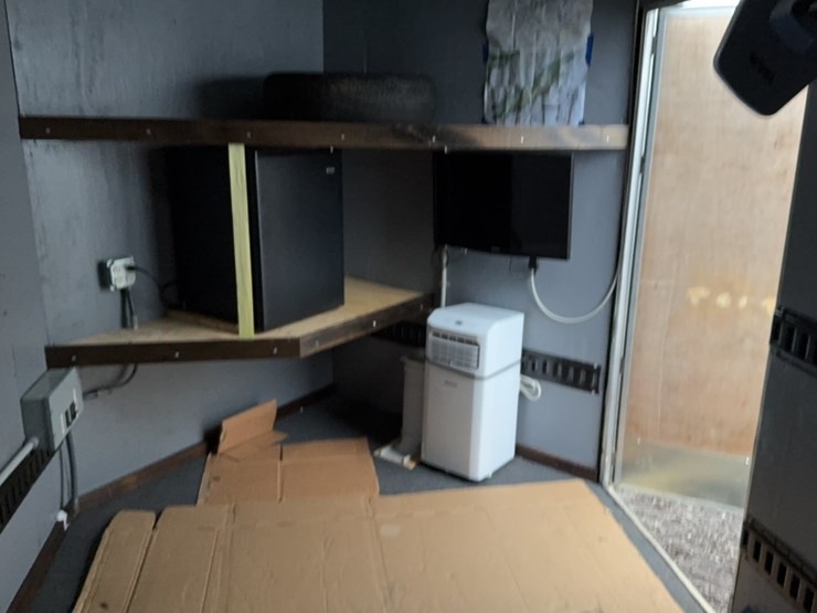 #3005-•-14'-enclosed-bumper-pull-trailer-image-8