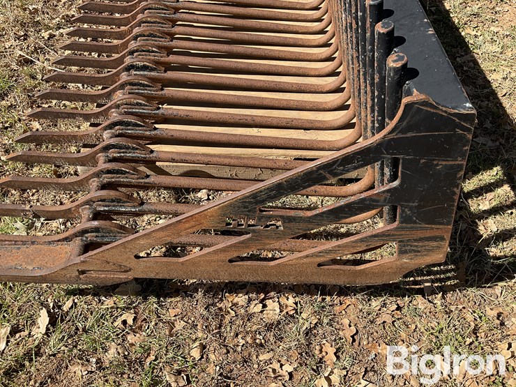 hla-sfr77bo500-stone-bucket-skid-steer-attachment-image-13