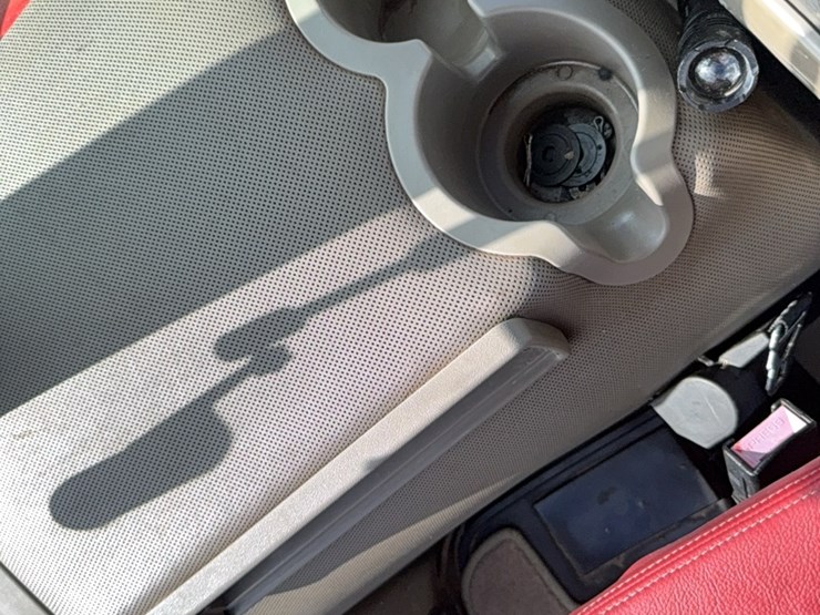 case-ih-magnum-335-image-118