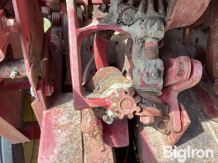 1978-new-holland-310-image-20