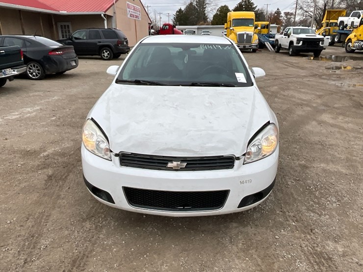 2014-chevrolet-impala-image-3