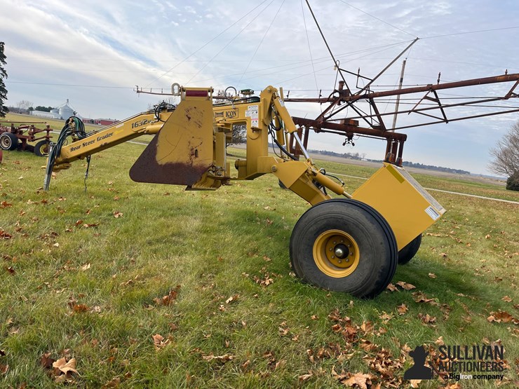 2017-landoll-1632rs-rear-steer-pull-type-grader-image-8