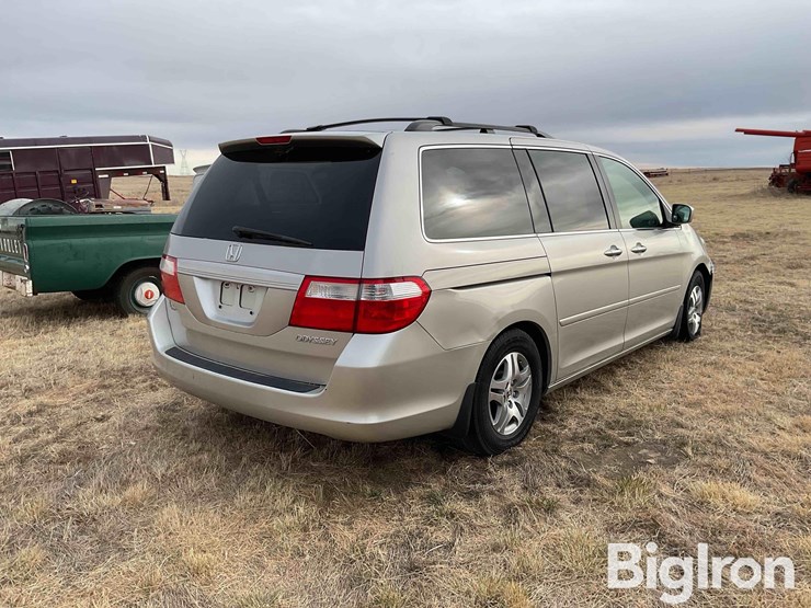 2005-honda-odyssey-image-5