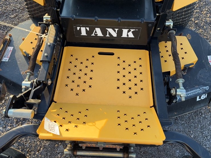 #3096-•-2011-cub-cadet-tank-zero-turn-lawn-mower-image-5