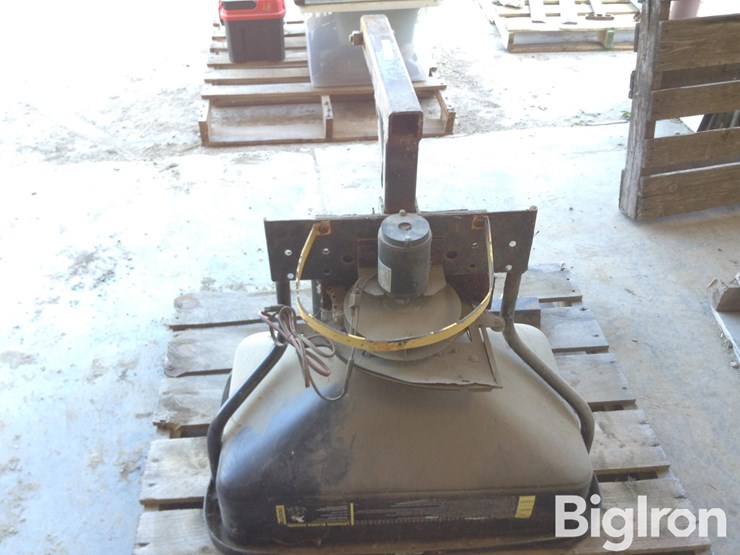 fimco-receiver-hitch-mount-rotary-seeder/spreader-image-4